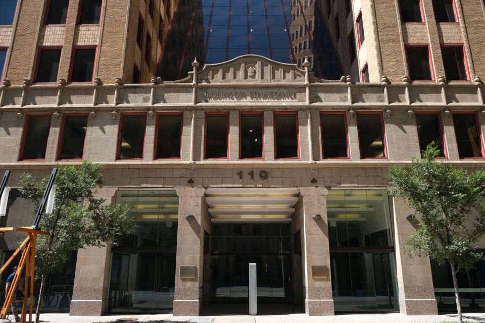 Gardner Tanenbaum Holdings has bought Renaissance Robinson, office towers at 119 N Robinson in downtown Oklahoma, and plans to convert it partly to upscale housing.