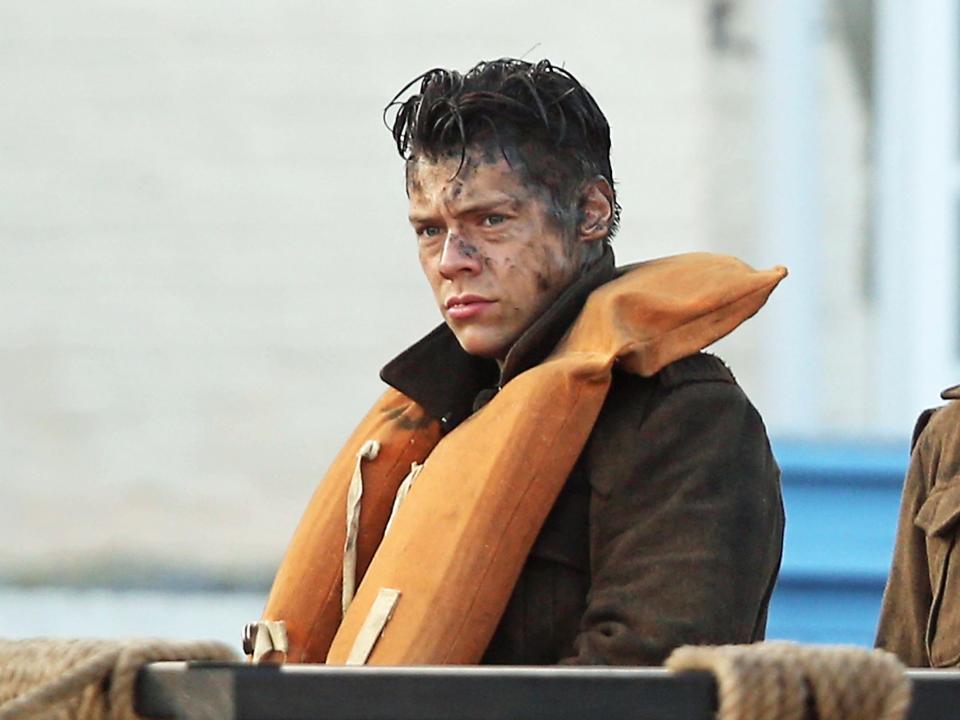 harry styles dunkirk set photo