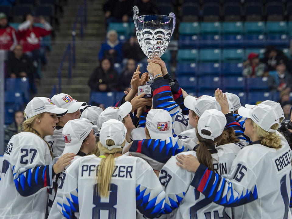 U.S. players celebrate their victory over Canada in the Four Nations Cup hockey gold-medal game in Saskatoon, Saskatchewan, Saturday, Nov. 10, 2018. (Liam Richards/The Canadian Press via AP)