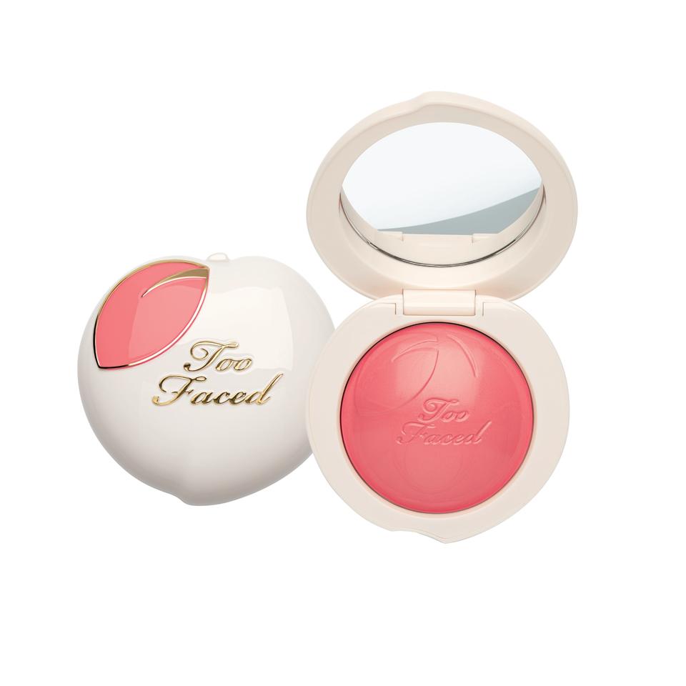 We got all the juicy details on the upcoming Too Faced Peaches & Cream, which will be launching at Sephora in August.