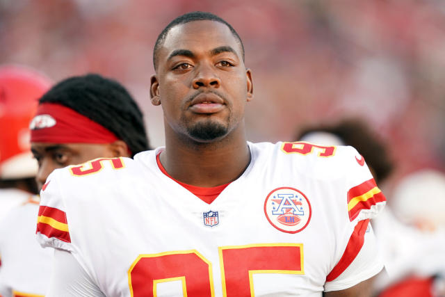 Chiefs HC Andy Reid announces DL Chris Jones is in NFL's COVID-19