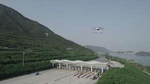 EHang Falcon AAVs conducted expressway inspection demonstration at the press conference