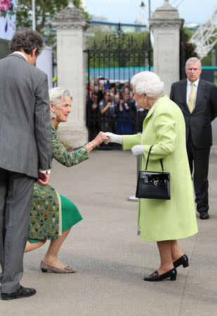 Britain's Queen Elizabeth II visits the Chelsea Flower Show in London, Britain May 20, 2019. Yui Mok/Pool via REUTERS