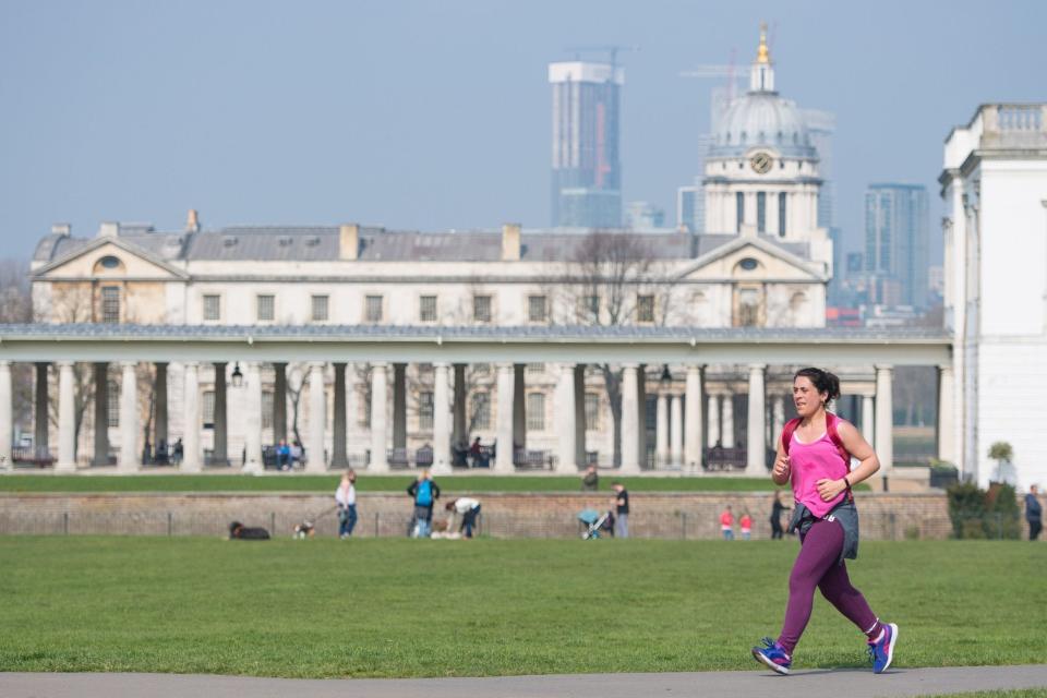 London weather forecast: UK set for glorious 27C sunshine as temperatures rise