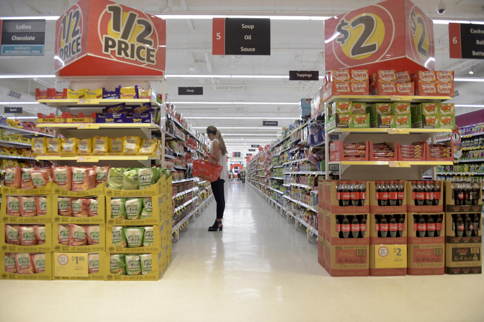 Coles Supermarkets offer markdowns that can save hundreds of dollars a week. Photo: Getty Images