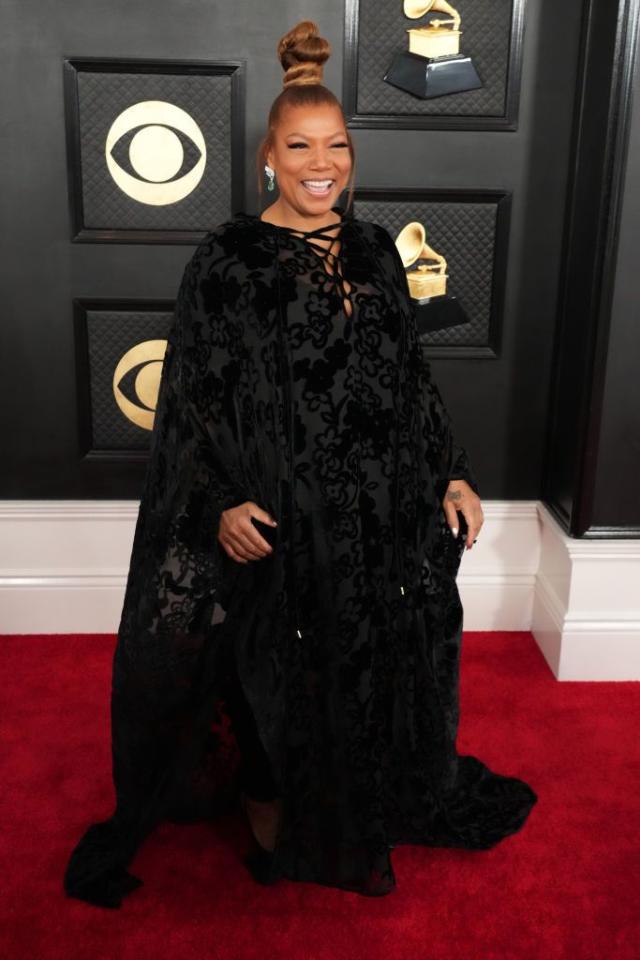 Queen Latifah floats in billowing floor length gown at the Grammys