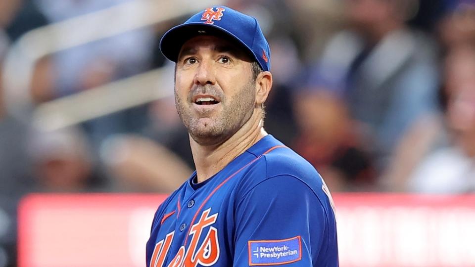 26 de junio de 2023;  Ciudad de Nueva York, Nueva York, EE. UU.;  El lanzador abridor de los Mets de Nueva York, Justin Verlander (35), reacciona durante la tercera entrada contra los Cerveceros de Milwaukee en el Citi Field.  Crédito obligatorio: Brad Penner-USA TODAY Sports