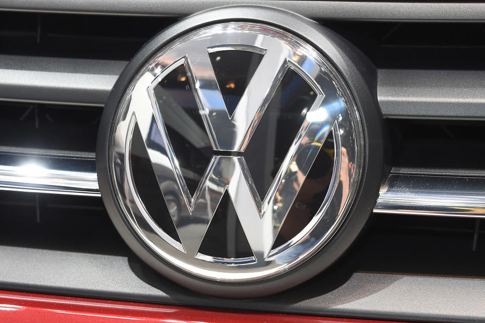 <p>Auch wenn VW in den vergangenen Monaten eher negativ in den Schlagzeilen stand – Stichwort Abgasskandal -, sind sich die Ausrichter des Preises einige: VW ist die innovativste Marke im normalen Preissegment. (Foto: ddp) </p>