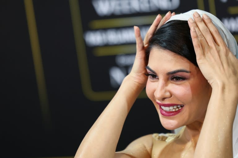 Jacqueline Fernandez Porn - Crime thriller steals best pic at Bollywood awards in UAE