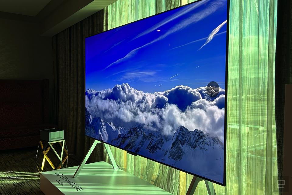 LG Signature OLED M3