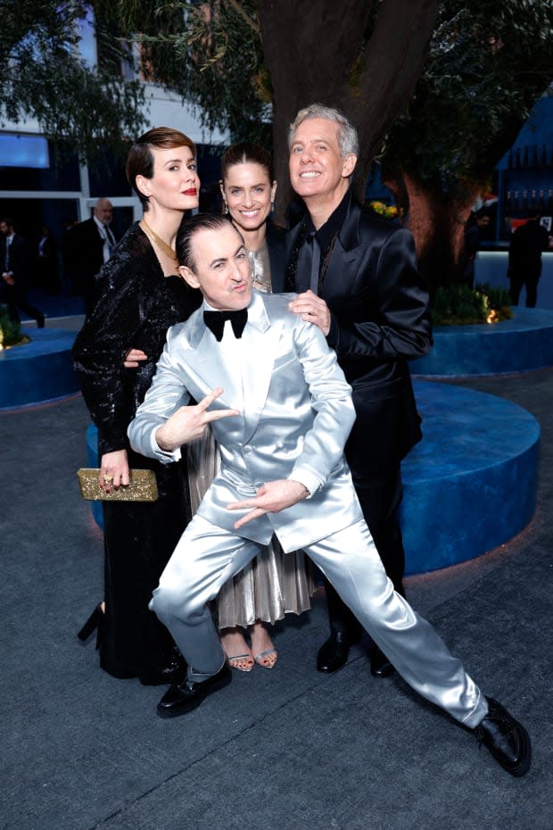 <p>Sarah Paulson, Alan Cumming, Amanda Peet and Michael S. Smith</p><p><a href="https://www.gettyimages.com/detail/1473092319" rel="nofollow noopener" target="_blank" data-ylk="slk:Stefanie Keenan/VF23/Getty Images;elm:context_link;itc:0;sec:content-canvas" class="link ">Stefanie Keenan/VF23/Getty Images</a></p>