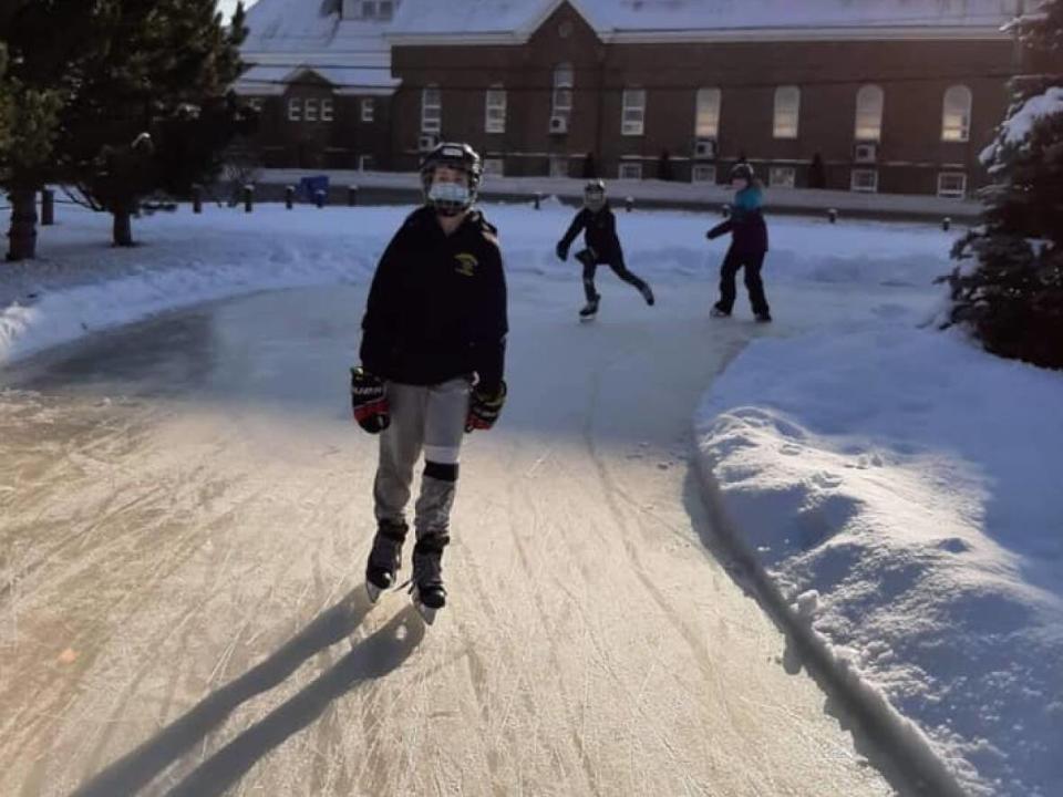 Grade 8 students used the Neguac ice trail last winter for gym class. (Submitted by Village of Neguac - image credit)