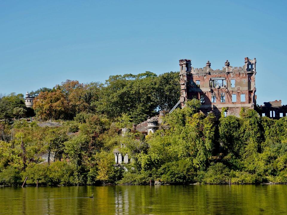 Bannerman's Castle ruins