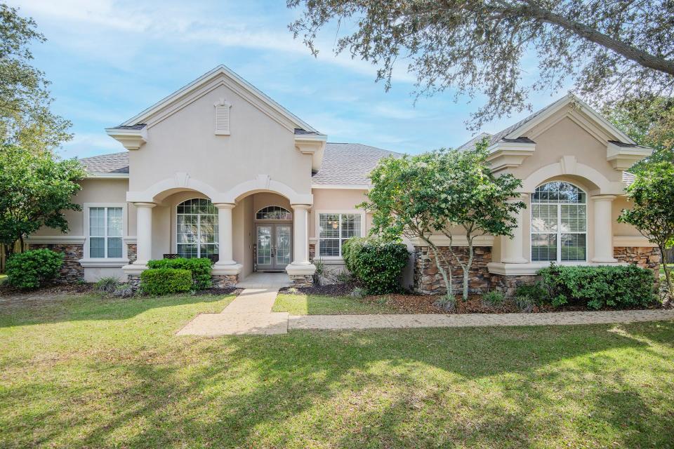 1190 Grand Pointe Dr. is a fabulous home in Gulf Breeze.