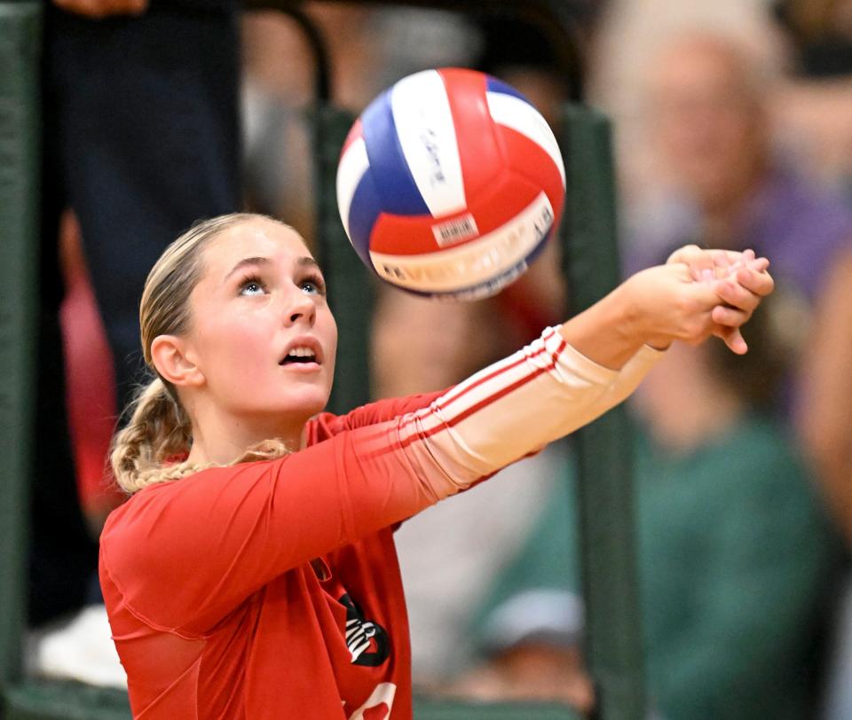 Sadie Wellbeloved of Barnstable saves a ball going out against D-Y in girls volleyball on Sept. 18, 2023.