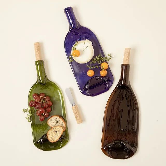 1) Recycled Wine Bottle Platter With Spreader