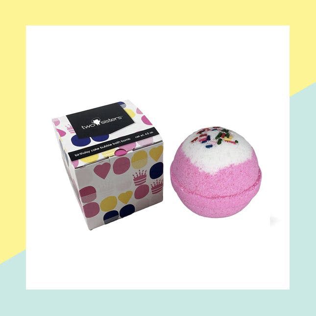 birthday cake bath bomb