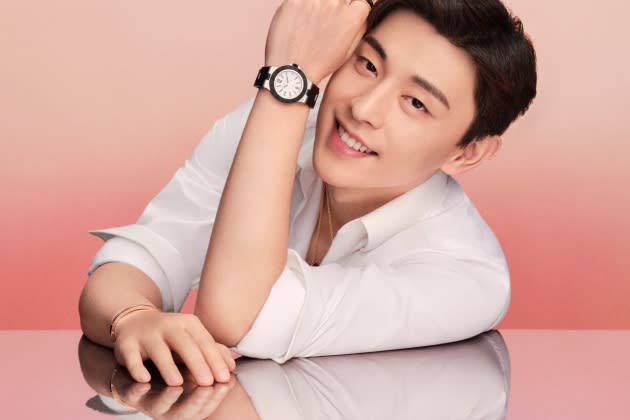 Bulgari China Ambassador Deng Lun Fined $ Million for Tax Evasion