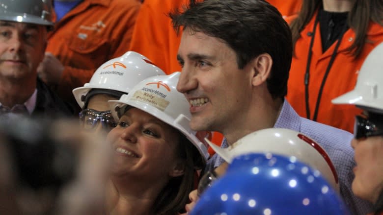 Steelworkers heartened by Trudeau's Hamilton stop on steel and aluminum solidarity tour