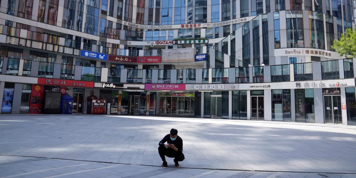 china lockdown empty square