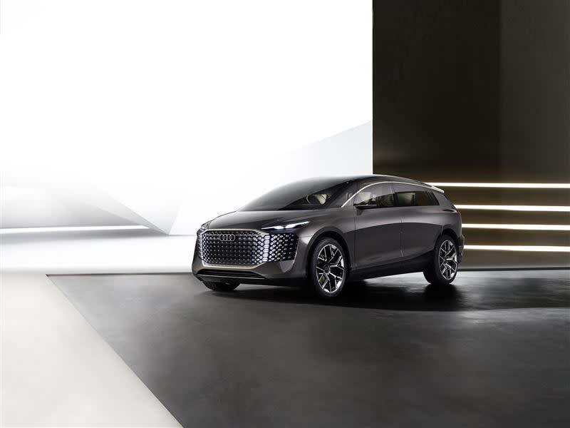 Audi urbansphere concept 搭載Premium Platform Electric 電動平台。（圖／Audi提供）