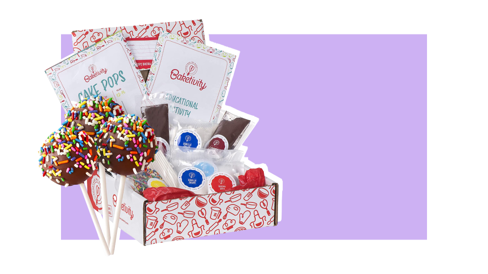 Mother’s Day gifts for moms who like cooking and baking: baking kit.