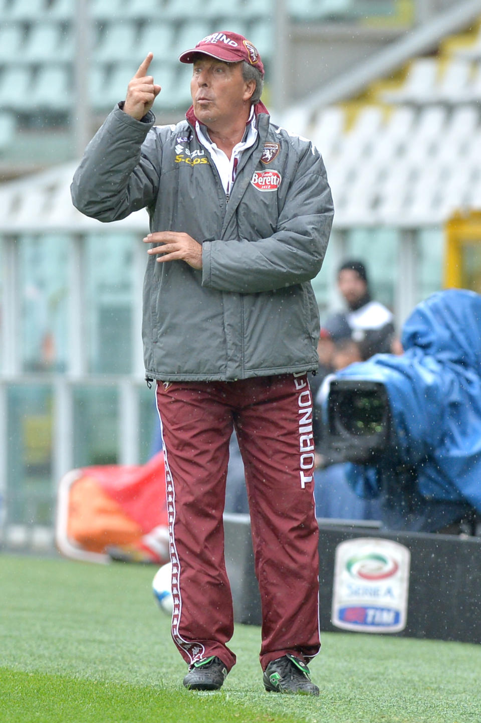 Torino' coach Giampiero Ventura gestures during a Serie A soccer match between Torino and Udinese at the Olympic stadium, in Turin, Italy, Sunday, April 27, 2014. (AP Photo/ Massimo Pinca)