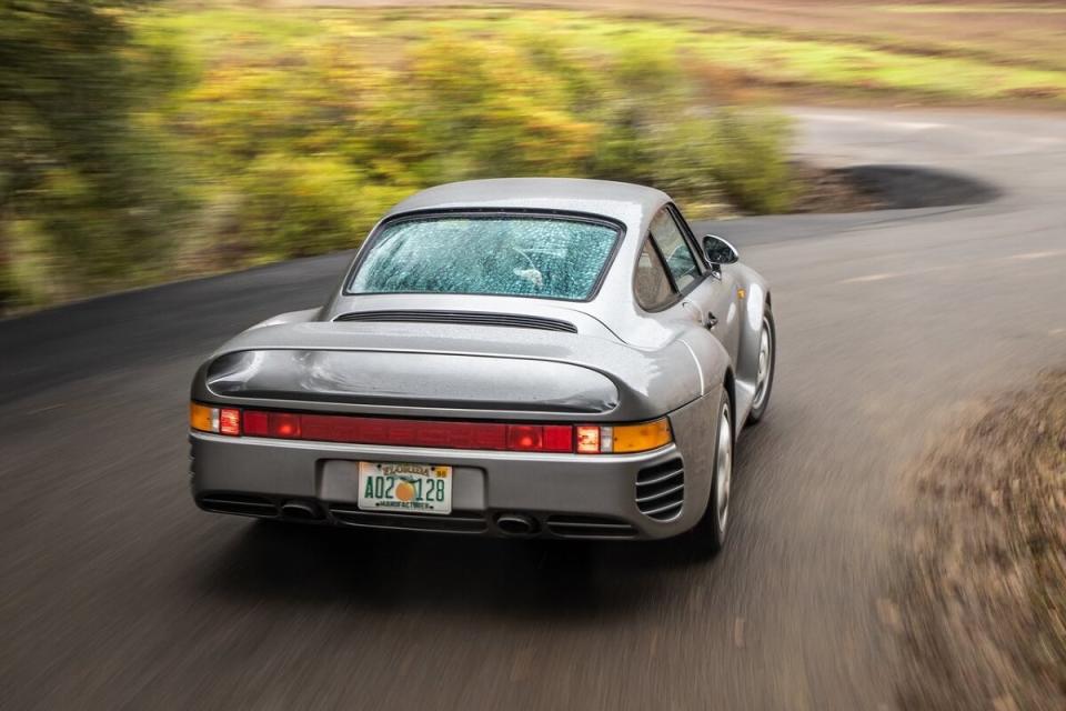 Porsche-959-1986-5.jpg