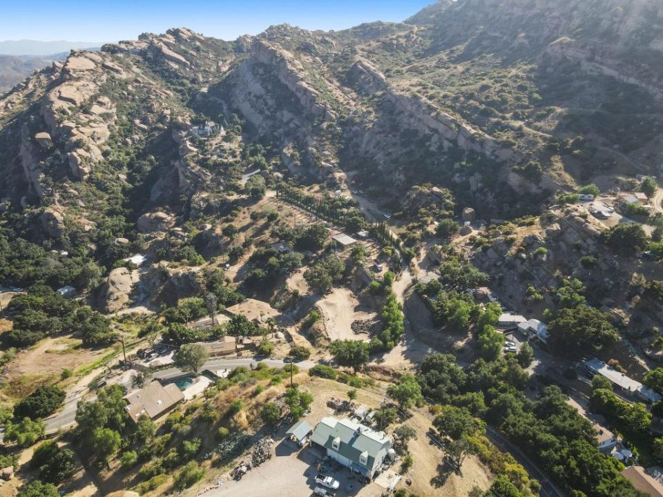 An aerial image of the offering. Holly & Chris Luxury Homes Group, Coldwell, Banker Calabasas