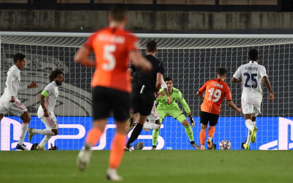 Manor Solomon of Shakhtar Donetsk scores his sides third goal - GETTY IMAGES