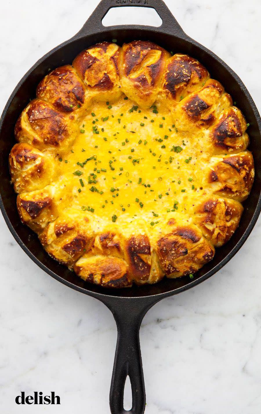 Pretzel Ring Beer Cheese Dip