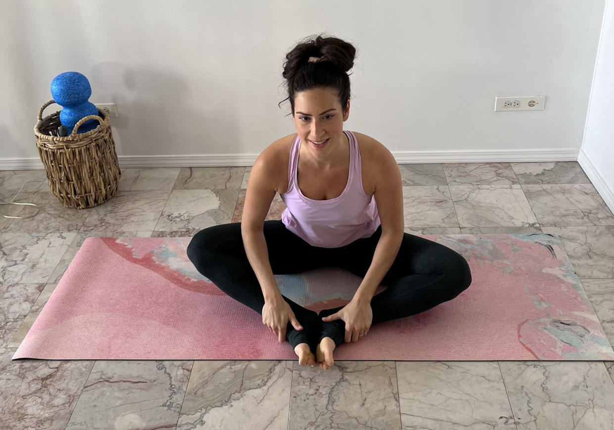 Seated butterfly flexibility