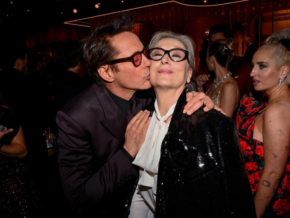 Robert Downey Jr. and Meryl Streep at the 2024 Golden Globes.