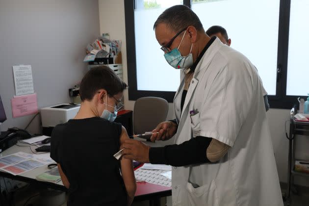 Vaccination: l'attestation d'autorisation parentale à remplir pour votre enfant (Photo: Xinhua News Agency via Getty Images)