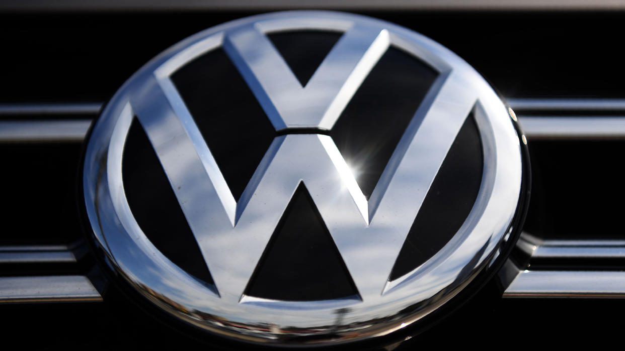  Volkswagen logo. 