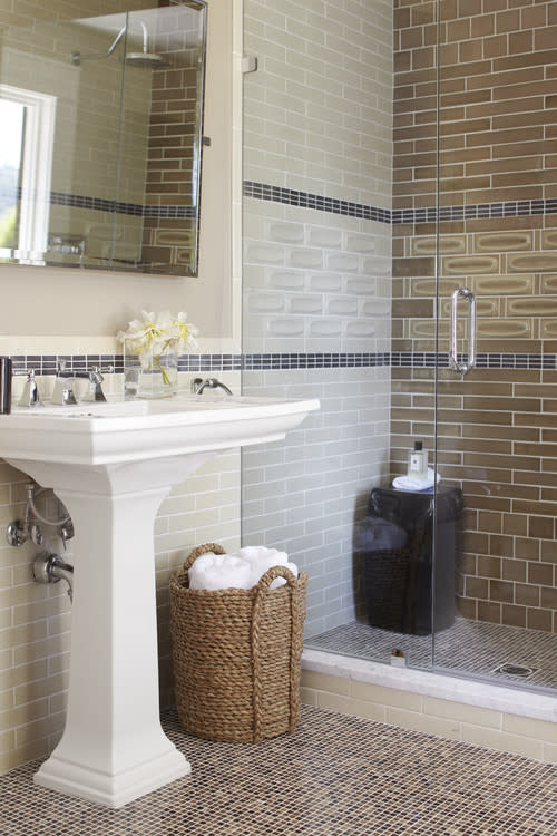 Home staging the bathroom