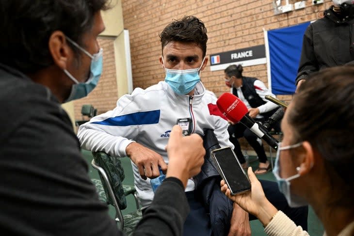 <span class="article__caption">Alaphilippe speaks to the media in Australia.</span> (Photo: WILLIAM WEST/AFP via Getty Images)