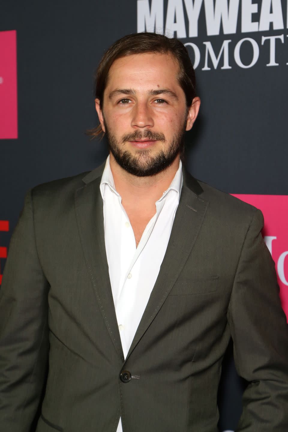 Michael Angarano: Nicky Pearson