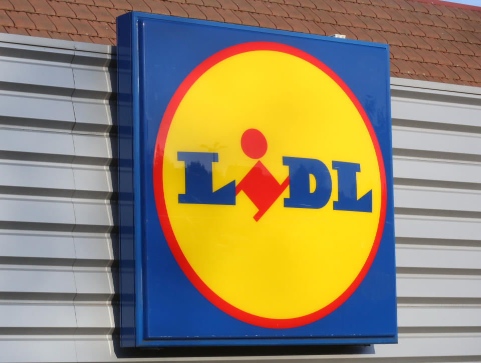 The logo of the Lidl supermarket in Chambourcy, west of Paris, Tuesday, Dec. 3, 2013. Lidl is a German global discount supermarket chain, based in Neckarsulm, Germany, that operates over 10,000 stores across Europe. (AP Photo/Remy de la Mauviniere)