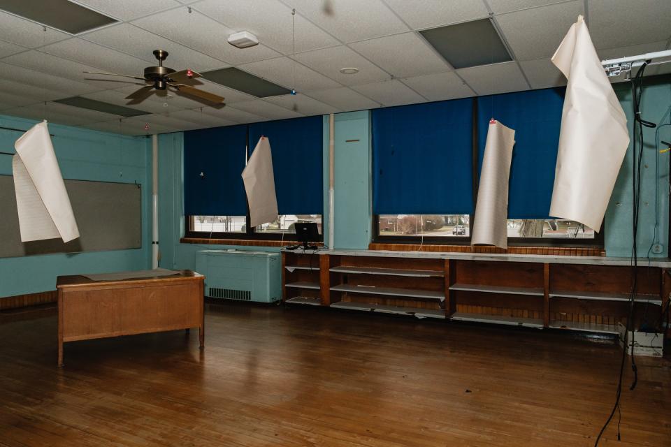 A classroom in the old Bolivar School.