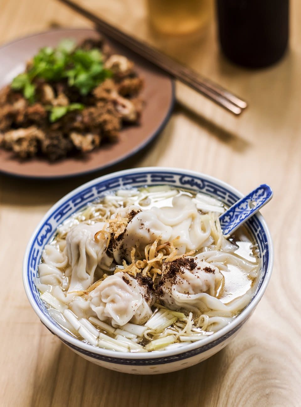 旺角美食︱心機雲吞麵店「六喜見」店主自創蝦湯+魚湯雙湯底 自製鱔仔乾豬肉丸+手打蝦丸