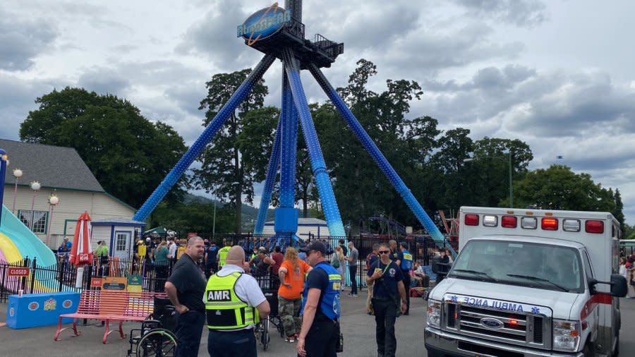 Officials rescue 30 riders trapped upside-down at Oaks Amusement Park (courtesy Portland Fire and Rescue).