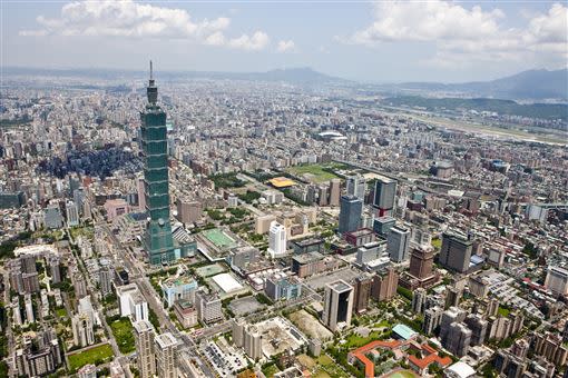 台北東區空拍照曝光，見證101矗立與經濟發展時光。（圖／黃進發先生提供）