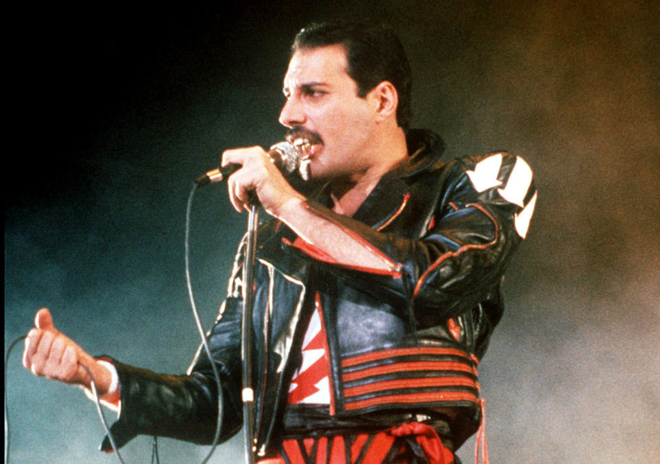 4. Freddie Mercury (27,5 millones de consultas)