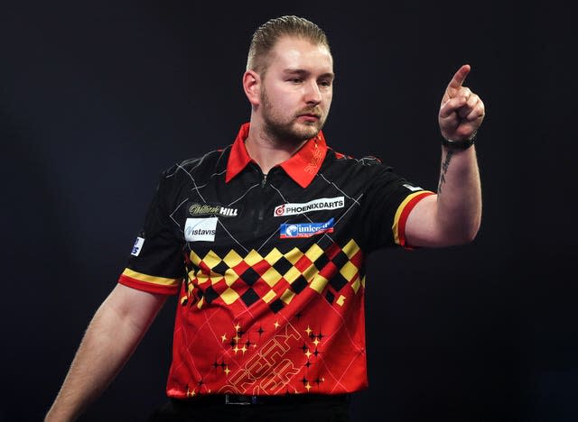 Dimitri Van Den Bergh celebrates