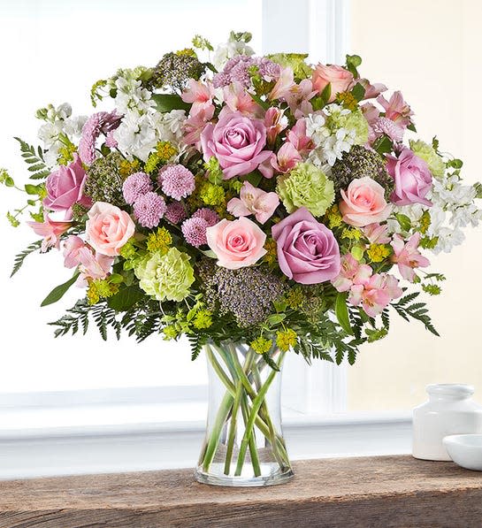 Charming Garden Bouquet. Image via 1800Flowers.