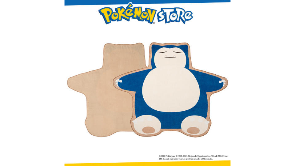 Pokémon Center Original Die-cut Napping Towel Blanket Snorlax Pokémon Sleep. (Photo: Shopee SG)