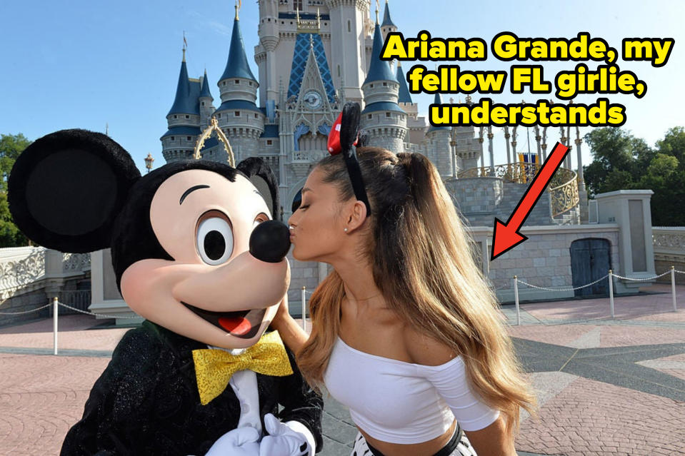 ariana grande kissing mickey mouse at disneyworld