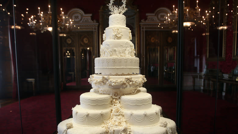 William and Kate's wedding cake