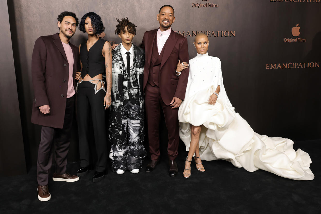 Trey Smith, Willow Smith, Jaden Smith, Will Smith, and Jada Pinkett Smith at the premiere of 